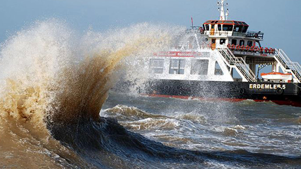 Meteoroloji'den İzmir ve Ege Denizi için fırtına uyarısı