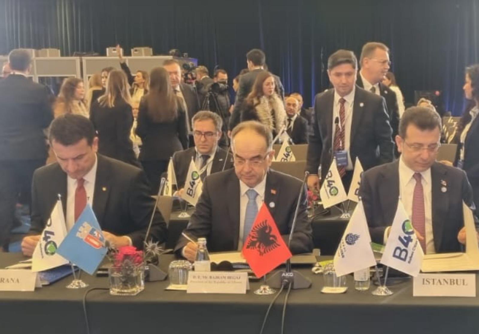 Ekrem İmamoğlu Tiran’da!