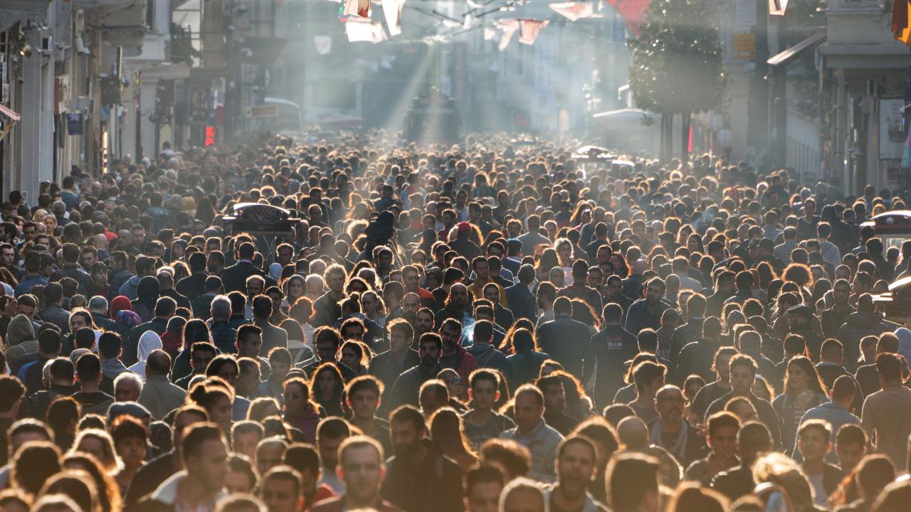 MetroPOLL anketi: Türkiye’de laik yönetimi gerekli görüyor musunuz?