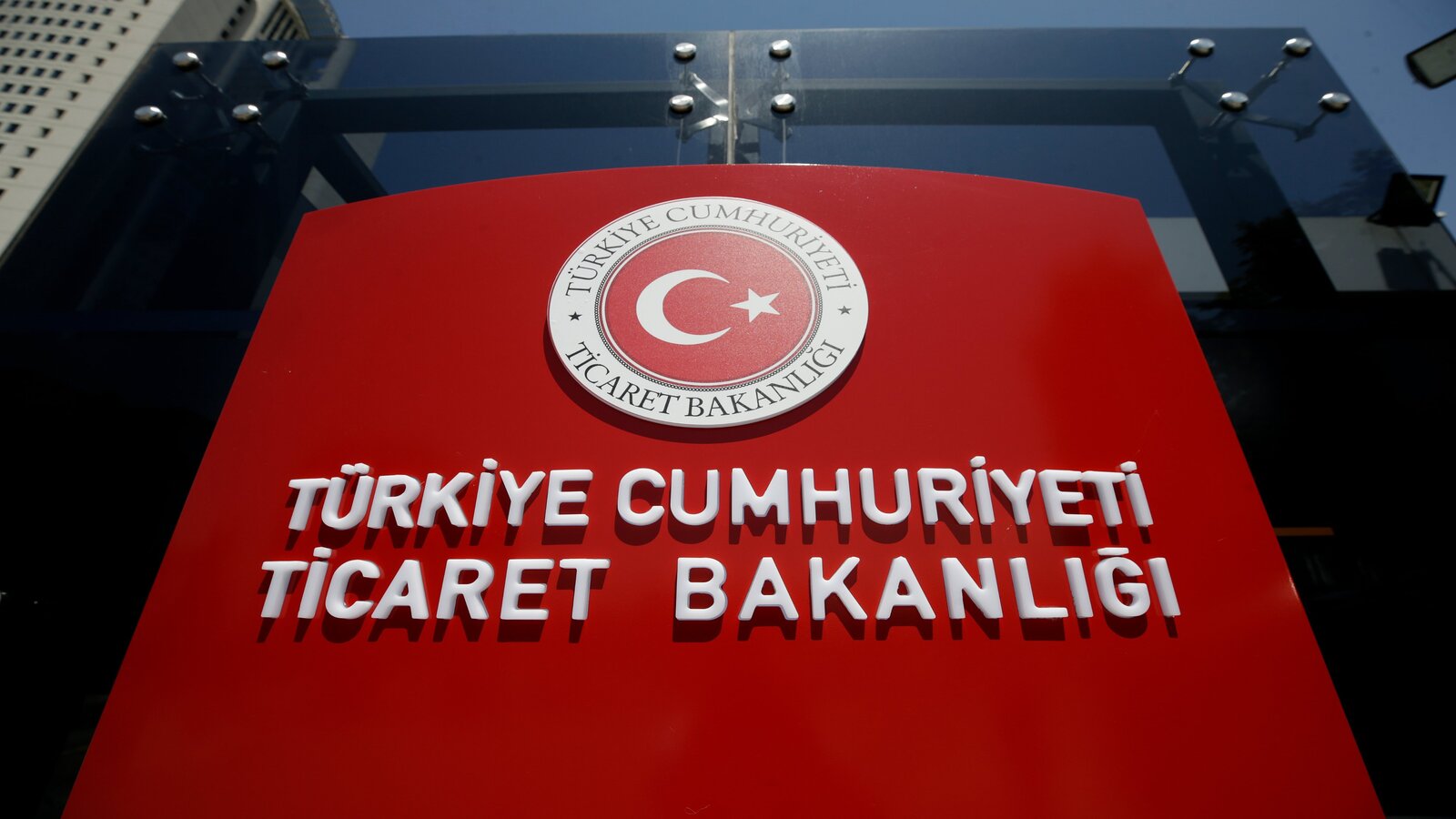 Ticaret Bakanlığı, tavuk eti ihracatı için sınırlama getirildiğini duyurdu