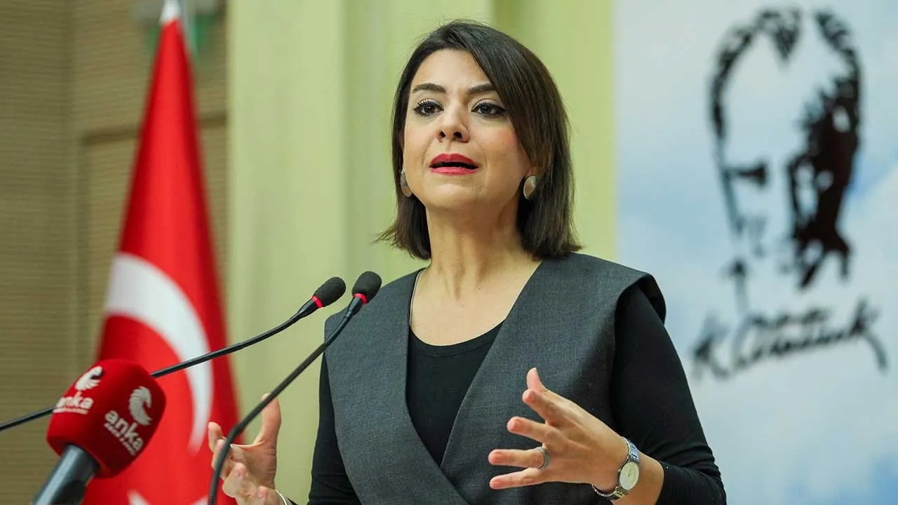 CHP'den 1 Mayıs çağrısı: "Taksim Meydanı'nın tarihine ve değerine uygun şekilde emekçilere açılmasını istiyoruz"