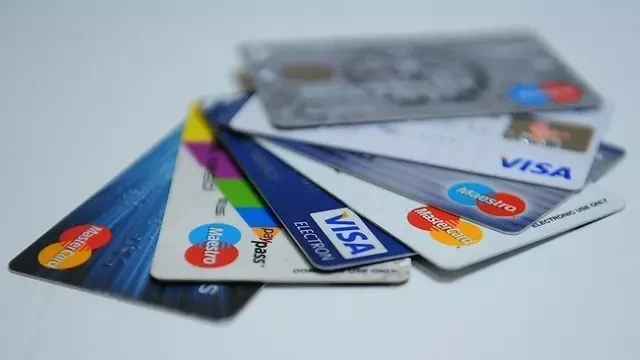 7 bin liranın üzerindeki alışverişler için banka ya da kredi kartı zorunluluğu geliyor