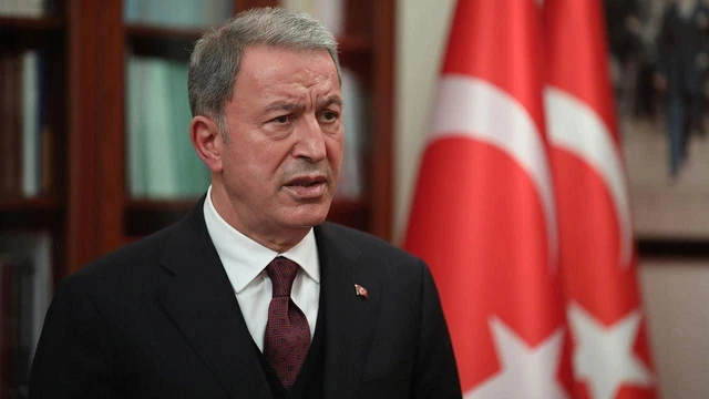 Hulusi Akar'dan Özgür Özel'e 100 bin liralık dava