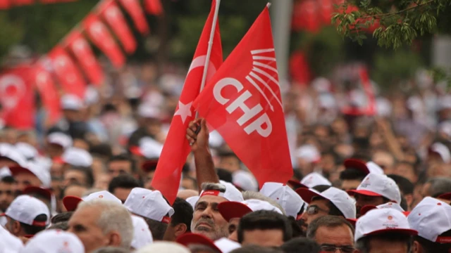 CHP’de ‘küçük iktidar’ hastalıkları ne zaman bitecek?