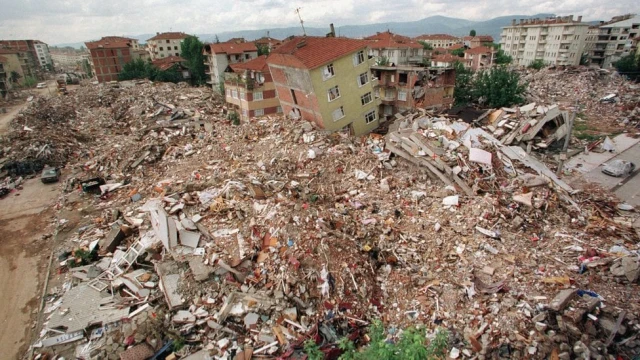 Kolektif cehalet örneği: “Deprem vergileri nereye harcandı?”