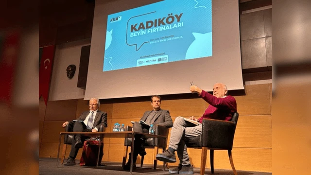 'Türkiye Dış Politikada neden başarısız' paneli