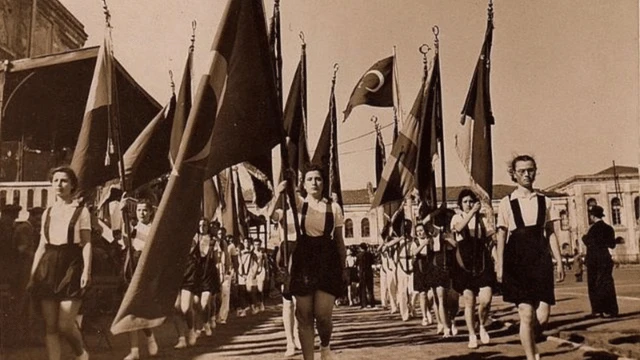 19 Mayıs’ın Tarihi: Gençliğin siyasal özneleşmesi, beden disiplini ve ideolojik aygıtlar arasında