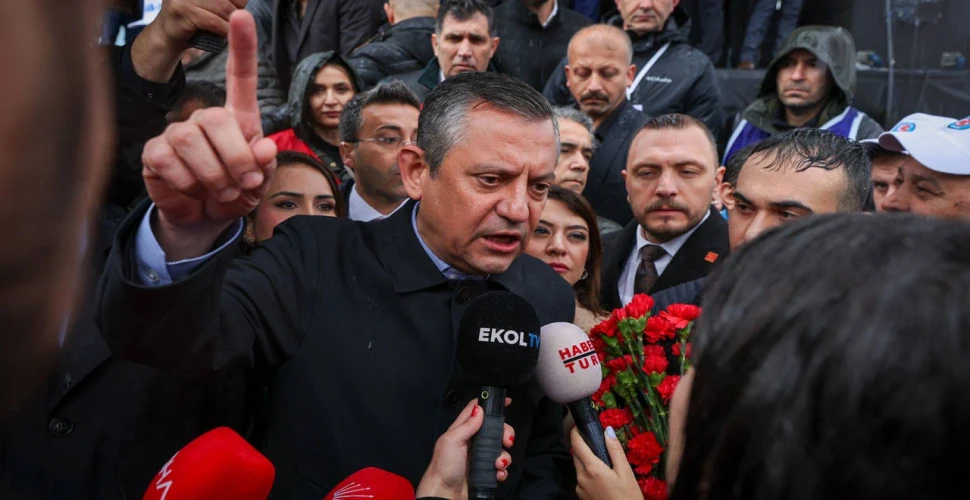 Aday Özgür Özel olabilir mi?