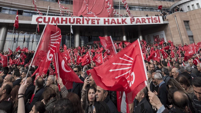 Sağ popülizm, sivil Atatürkçülük ve CHP