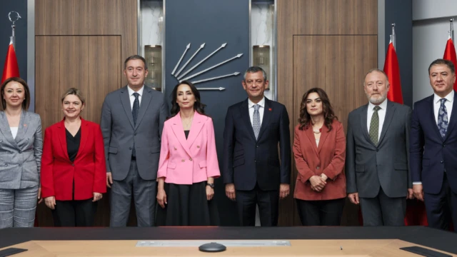 Komisyonda MHP+CHP+DEM Parti+muhalefet birlikte hareket edebilir mi?