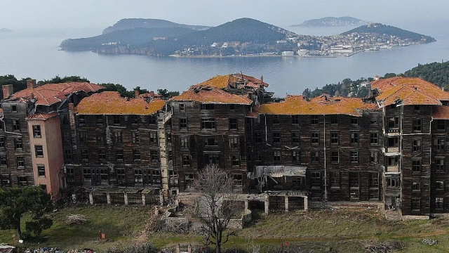 Farklı bir kamusal alan deneyimi açısından Yetimhane eşi benzeri olmayan bir fırsat