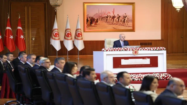 Yeni çözüm sürecinde Meclis’te ilk güçlü adım