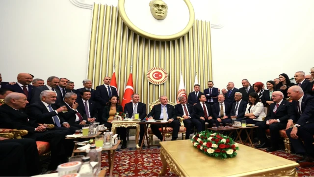 Altılı Masa tarih oldu, şimdi sıra On Altılı’da