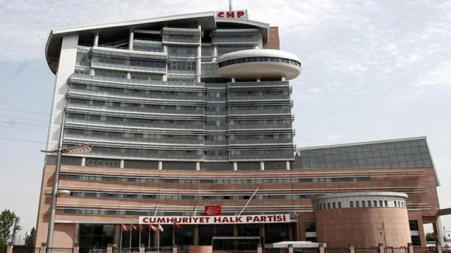CHP Merkez Partisi oldu mu? – 1