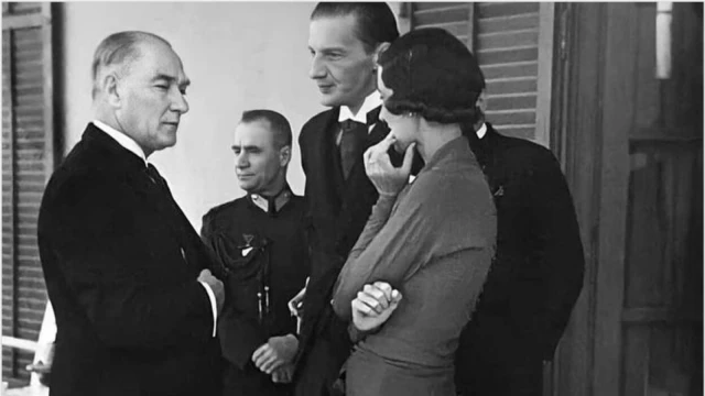 Cumhuriyet üzerine: Özgürlük ve aklın izinde