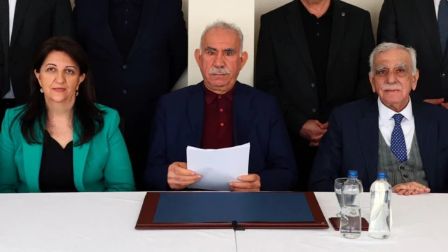 Öcalan, DEM Parti, dağda kart kurttan Kürde