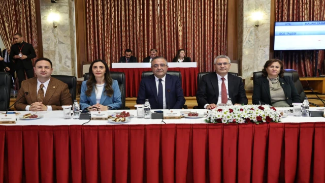 Yeni sürecin ilk büyük krizi: CHP’nin İmralı kararı