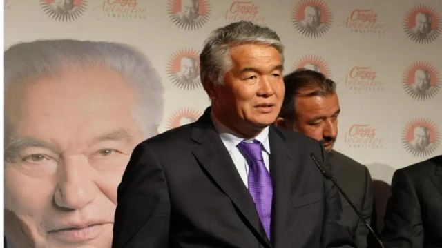 Bozkırın hafızası: Türk Dünyasının söz ustası Sultan Raev