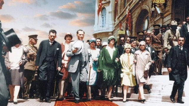 Kadın Hakları: Mücadele ve hak kardeş gibidir