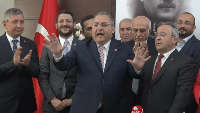 Mesut Özarslan’ın istifası