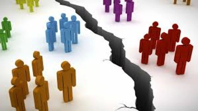 “Kabe’de Hacılar” sahiden ortak ses mi?