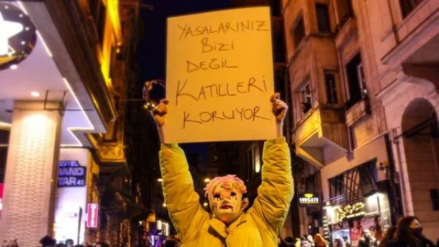 Kutlanılmasına tahammül edilmeyen gün: 8 Mart Dünya Emekçi Kadınlar Günü