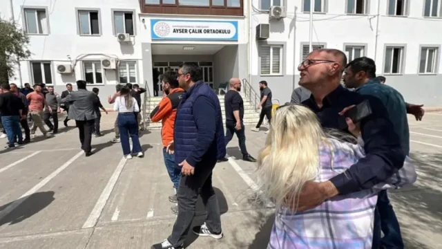 Okulda silah ne arıyor?