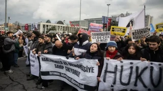 Sokağın gücü ve meşruiyeti nereden geliyor?
