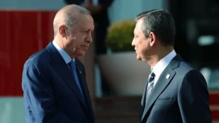 Donma, görün, anlat, ikna et: Muhalefet vs. İktidar