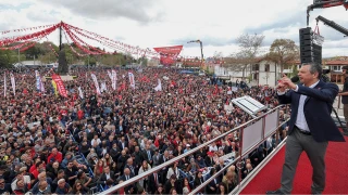 Ben sadece suyuna ekmek banıyorum